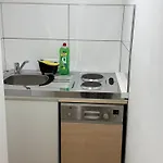 Friends Corner Kitchen Homestay *
