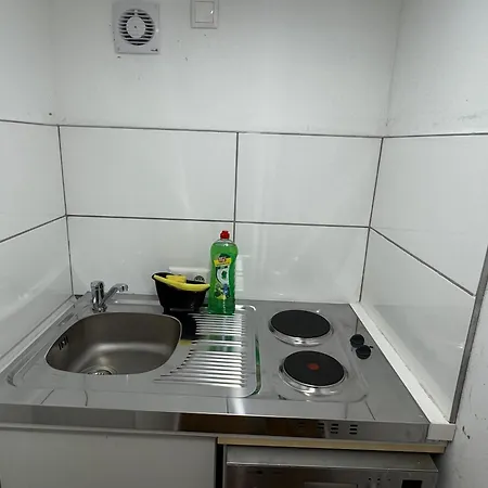 Homestay Friends Corner Kitchen *