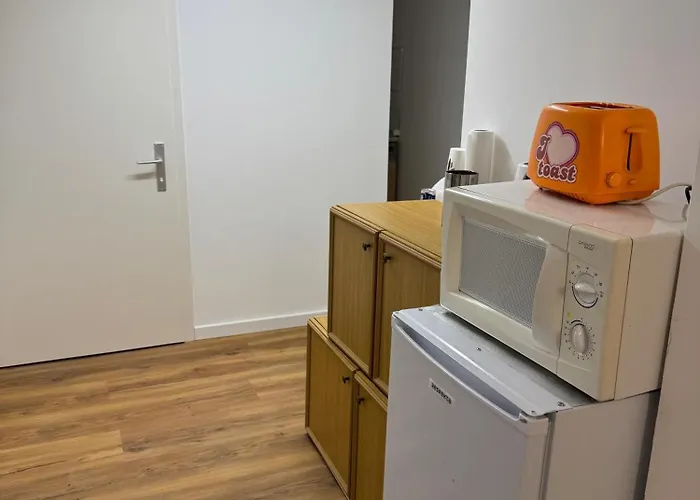 Friends Corner Kitchen Homestay szállás Salzburg